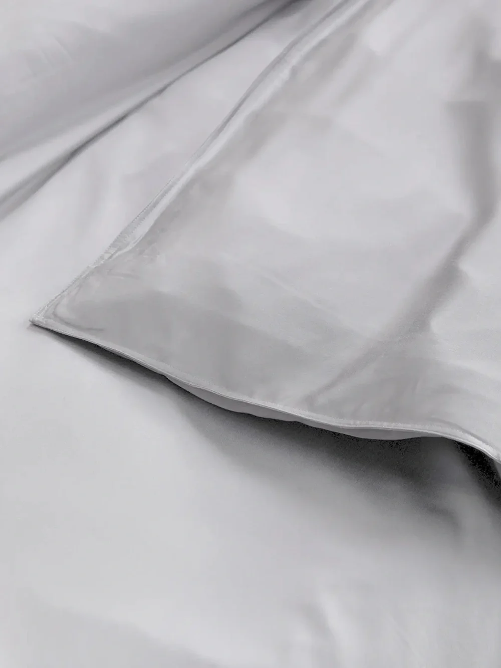 NWOT Quince Light Gray Bamboo Duvet Cover!